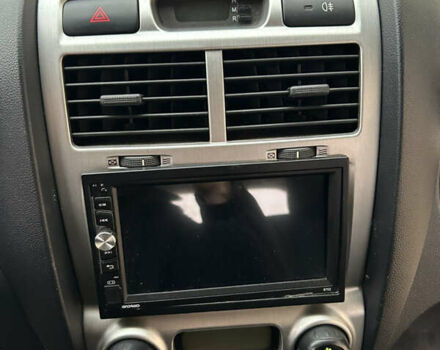 Сірий Кіа Sportage, об'ємом двигуна 1.98 л та пробігом 258 тис. км за 6700 $, фото 16 на Automoto.ua