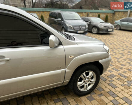 Сірий Кіа Sportage, об'ємом двигуна 1.98 л та пробігом 258 тис. км за 6700 $, фото 49 на Automoto.ua