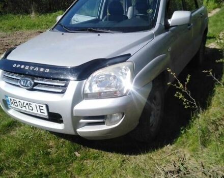 Серый Киа Sportage, объемом двигателя 2 л и пробегом 137 тыс. км за 8000 $, фото 1 на Automoto.ua