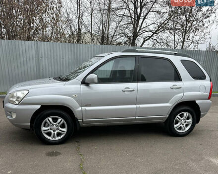 Серый Киа Sportage, объемом двигателя 2 л и пробегом 250 тыс. км за 7900 $, фото 5 на Automoto.ua