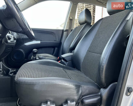 Сірий Кіа Sportage, об'ємом двигуна 2 л та пробігом 162 тис. км за 6950 $, фото 23 на Automoto.ua