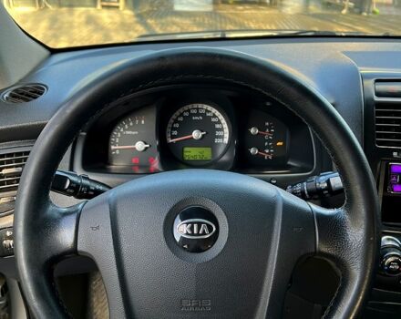 Сірий Кіа Sportage, об'ємом двигуна 2 л та пробігом 255 тис. км за 8200 $, фото 6 на Automoto.ua