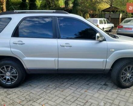 Серый Киа Sportage, объемом двигателя 2 л и пробегом 288 тыс. км за 6999 $, фото 4 на Automoto.ua