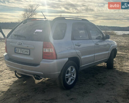 Сірий Кіа Sportage, об'ємом двигуна 2 л та пробігом 187 тис. км за 8500 $, фото 2 на Automoto.ua