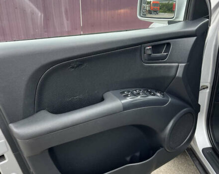 Серый Киа Sportage, объемом двигателя 2 л и пробегом 191 тыс. км за 7200 $, фото 22 на Automoto.ua