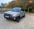 Серый Киа Sportage, объемом двигателя 2 л и пробегом 288 тыс. км за 6999 $, фото 3 на Automoto.ua