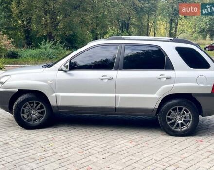 Серый Киа Sportage, объемом двигателя 2 л и пробегом 288 тыс. км за 6999 $, фото 23 на Automoto.ua