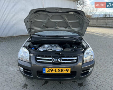 Сірий Кіа Sportage, об'ємом двигуна 2 л та пробігом 162 тис. км за 6950 $, фото 37 на Automoto.ua