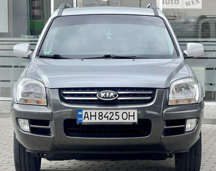 Сірий Кіа Sportage, об'ємом двигуна 2 л та пробігом 202 тис. км за 8350 $, фото 4 на Automoto.ua