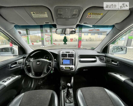 Серый Киа Sportage, объемом двигателя 2 л и пробегом 202 тыс. км за 8350 $, фото 28 на Automoto.ua