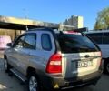 Сірий Кіа Sportage, об'ємом двигуна 2 л та пробігом 255 тис. км за 8200 $, фото 5 на Automoto.ua