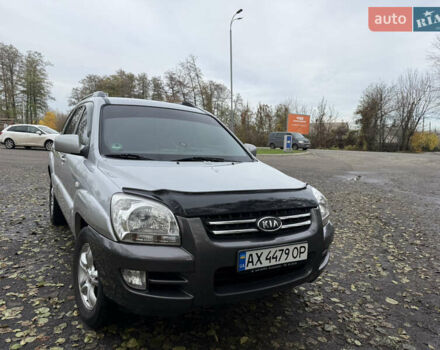 Серый Киа Sportage, объемом двигателя 1.99 л и пробегом 350 тыс. км за 6700 $, фото 1 на Automoto.ua