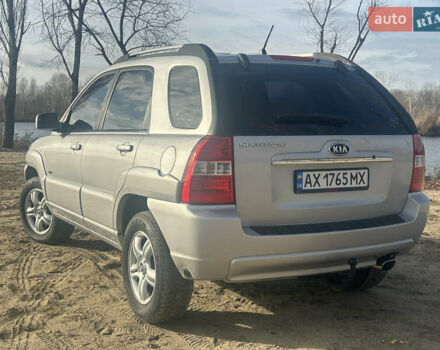 Сірий Кіа Sportage, об'ємом двигуна 2 л та пробігом 187 тис. км за 8500 $, фото 4 на Automoto.ua