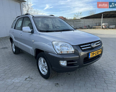Сірий Кіа Sportage, об'ємом двигуна 2 л та пробігом 162 тис. км за 6950 $, фото 3 на Automoto.ua