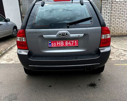 Серый Киа Sportage, объемом двигателя 2 л и пробегом 223 тыс. км за 8000 $, фото 2 на Automoto.ua