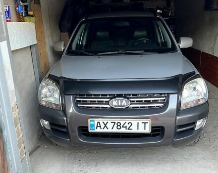 Сірий Кіа Sportage, об'ємом двигуна 2 л та пробігом 255 тис. км за 8200 $, фото 4 на Automoto.ua