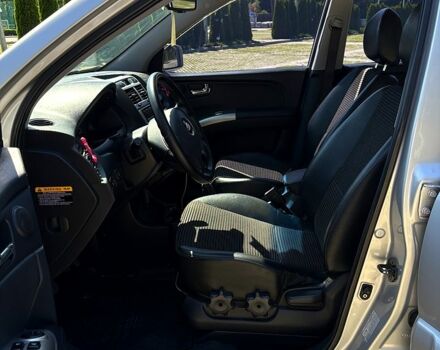 Серый Киа Sportage, объемом двигателя 2 л и пробегом 185 тыс. км за 6700 $, фото 6 на Automoto.ua