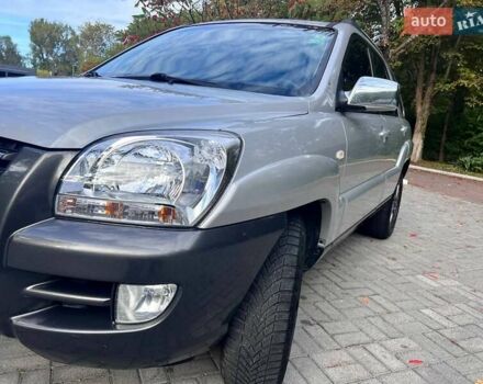 Серый Киа Sportage, объемом двигателя 2 л и пробегом 288 тыс. км за 6999 $, фото 10 на Automoto.ua