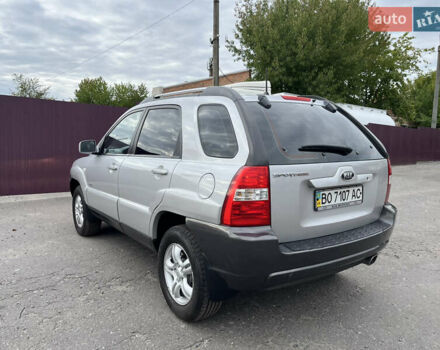 Серый Киа Sportage, объемом двигателя 2 л и пробегом 191 тыс. км за 7200 $, фото 16 на Automoto.ua