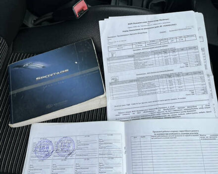 Серый Киа Sportage, объемом двигателя 2 л и пробегом 191 тыс. км за 7200 $, фото 33 на Automoto.ua