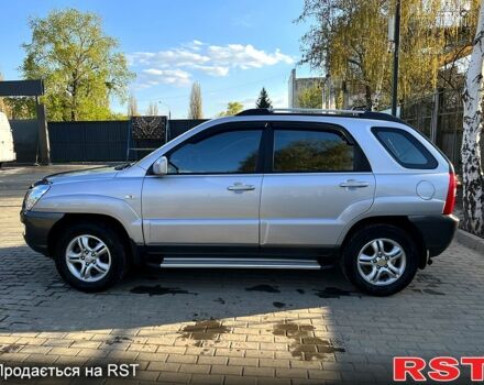 Сірий Кіа Sportage, об'ємом двигуна 2 л та пробігом 255 тис. км за 8200 $, фото 11 на Automoto.ua