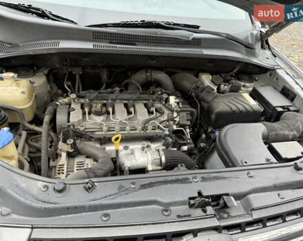 Серый Киа Sportage, объемом двигателя 1.99 л и пробегом 350 тыс. км за 6700 $, фото 9 на Automoto.ua