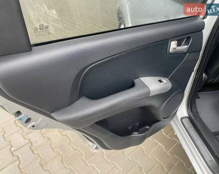 Серый Киа Sportage, объемом двигателя 2 л и пробегом 212 тыс. км за 8350 $, фото 24 на Automoto.ua