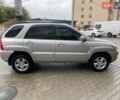 Серый Киа Sportage, объемом двигателя 2 л и пробегом 212 тыс. км за 8350 $, фото 12 на Automoto.ua