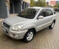 Серый Киа Sportage, объемом двигателя 2 л и пробегом 212 тыс. км за 8350 $, фото 7 на Automoto.ua