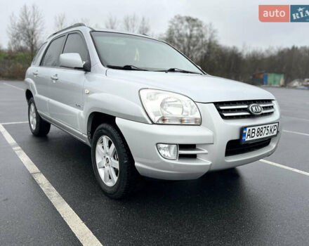 Серый Киа Sportage, объемом двигателя 2 л и пробегом 218 тыс. км за 8500 $, фото 11 на Automoto.ua