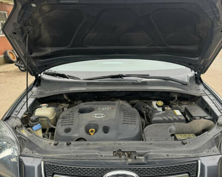 Серый Киа Sportage, объемом двигателя 2 л и пробегом 250 тыс. км за 8700 $, фото 4 на Automoto.ua