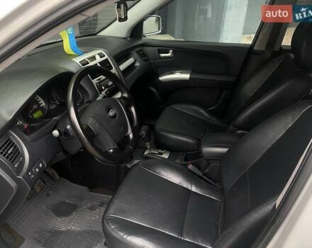 Серый Киа Sportage, объемом двигателя 2 л и пробегом 212 тыс. км за 8350 $, фото 28 на Automoto.ua