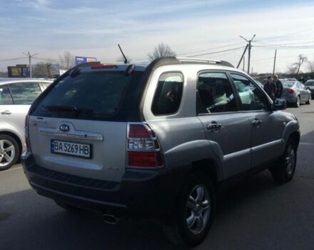 Серый Киа Sportage, объемом двигателя 2 л и пробегом 235 тыс. км за 7000 $, фото 2 на Automoto.ua