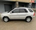 Серый Киа Sportage, объемом двигателя 2 л и пробегом 212 тыс. км за 8350 $, фото 3 на Automoto.ua
