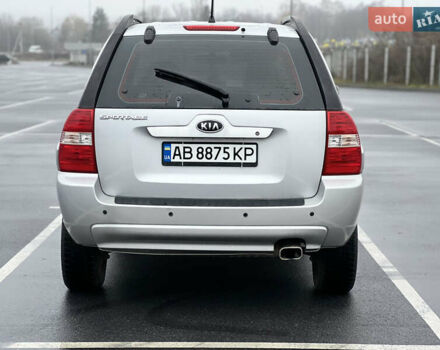 Серый Киа Sportage, объемом двигателя 2 л и пробегом 218 тыс. км за 8500 $, фото 6 на Automoto.ua