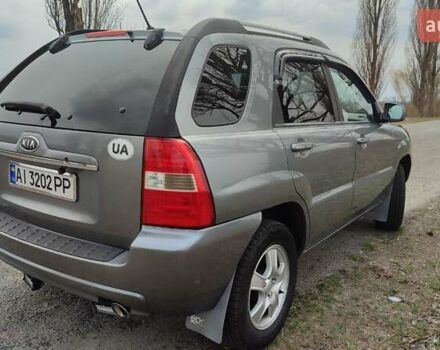 Сірий Кіа Sportage, об'ємом двигуна 2 л та пробігом 160 тис. км за 7900 $, фото 9 на Automoto.ua