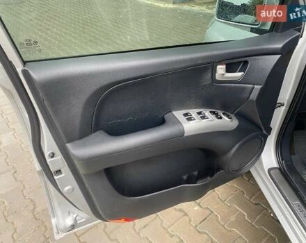 Серый Киа Sportage, объемом двигателя 2 л и пробегом 212 тыс. км за 8350 $, фото 22 на Automoto.ua