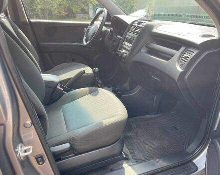Серый Киа Sportage, объемом двигателя 2 л и пробегом 181 тыс. км за 7499 $, фото 18 на Automoto.ua