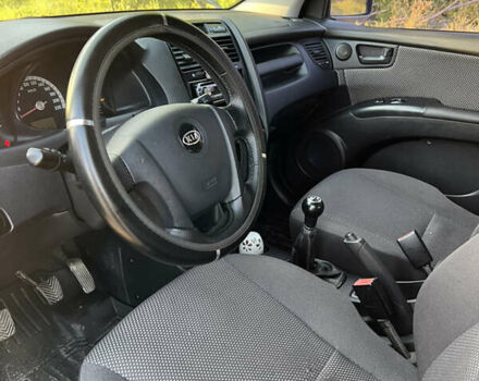 Серый Киа Sportage, объемом двигателя 2 л и пробегом 290 тыс. км за 7500 $, фото 2 на Automoto.ua