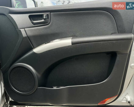 Серый Киа Sportage, объемом двигателя 0 л и пробегом 188 тыс. км за 9000 $, фото 20 на Automoto.ua