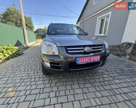 Серый Киа Sportage, объемом двигателя 2 л и пробегом 270 тыс. км за 6599 $, фото 5 на Automoto.ua