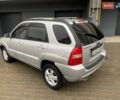 Серый Киа Sportage, объемом двигателя 2 л и пробегом 212 тыс. км за 8350 $, фото 2 на Automoto.ua