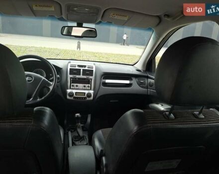Серый Киа Sportage, объемом двигателя 2 л и пробегом 295 тыс. км за 8500 $, фото 21 на Automoto.ua