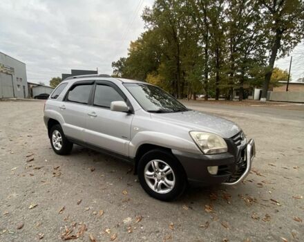 Серый Киа Sportage, объемом двигателя 2 л и пробегом 168 тыс. км за 7900 $, фото 4 на Automoto.ua