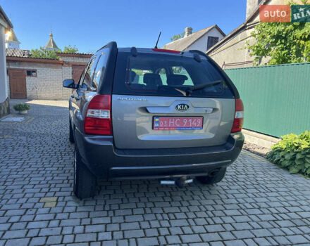 Серый Киа Sportage, объемом двигателя 2 л и пробегом 270 тыс. км за 6599 $, фото 2 на Automoto.ua