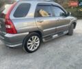 Киа Sportage 2007 в Новомосковске на Automoto.ua Серый Киа Sportage, объемом двигателя 2 л и пробегом 290 тыс. км за 8300 $, фото 2 на Automoto.ua