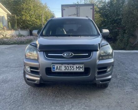 Киа Sportage 2007 в Новомосковске на Automoto.ua Серый Киа Sportage, объемом двигателя 2 л и пробегом 290 тыс. км за 8300 $, фото 12 на Automoto.ua