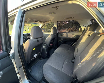 Серый Киа Sportage, объемом двигателя 2 л и пробегом 290 тыс. км за 7500 $, фото 12 на Automoto.ua