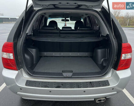 Серый Киа Sportage, объемом двигателя 2 л и пробегом 218 тыс. км за 8500 $, фото 16 на Automoto.ua