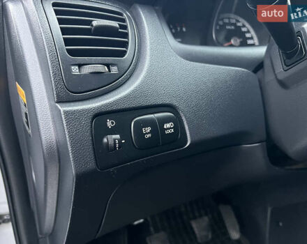 Серый Киа Sportage, объемом двигателя 2 л и пробегом 218 тыс. км за 8500 $, фото 33 на Automoto.ua